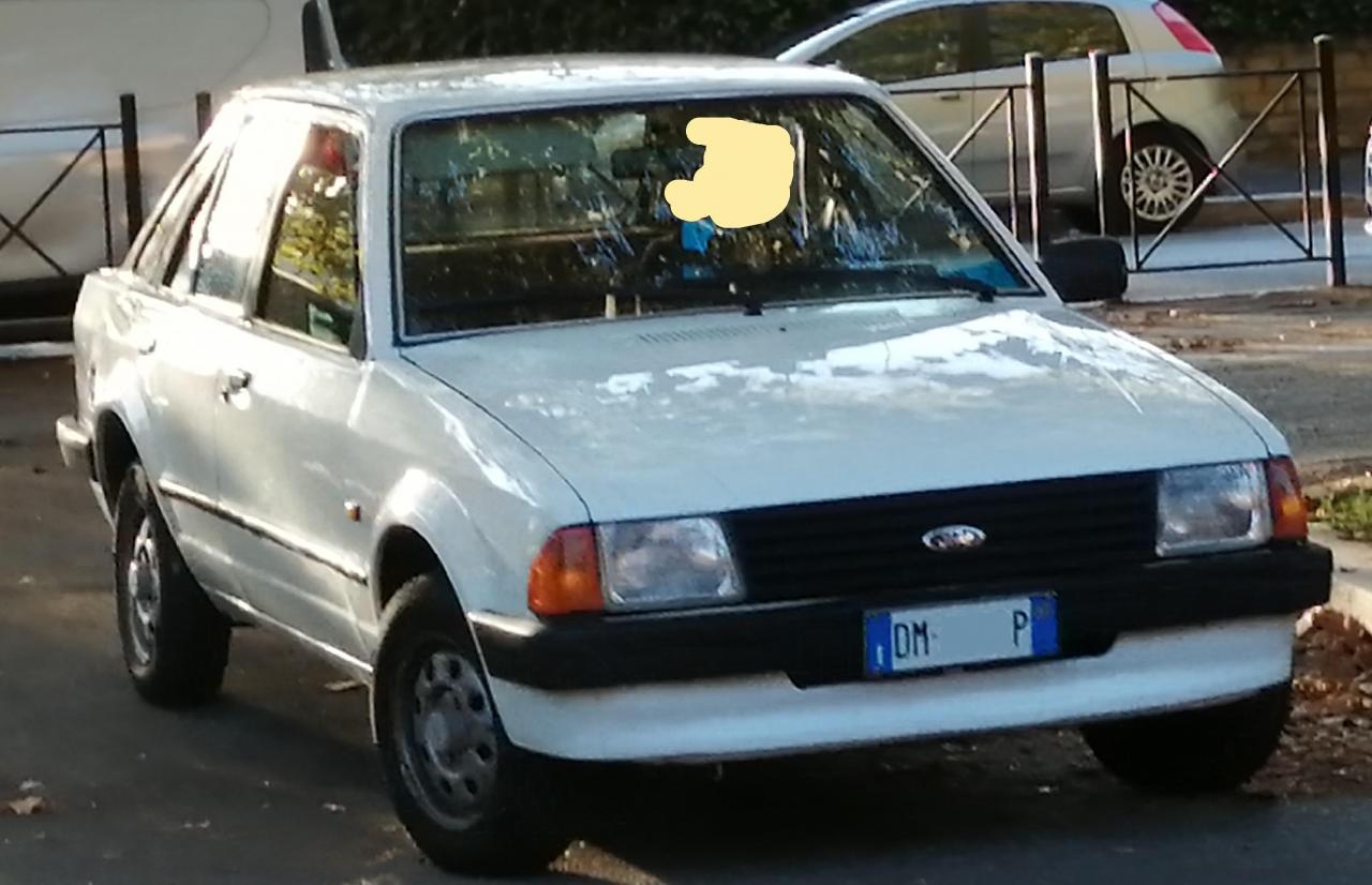 1858486454_Escort1.3L2_80.thumb.jpg.0751f5fad73733002d8f77d30a074e1c.jpg