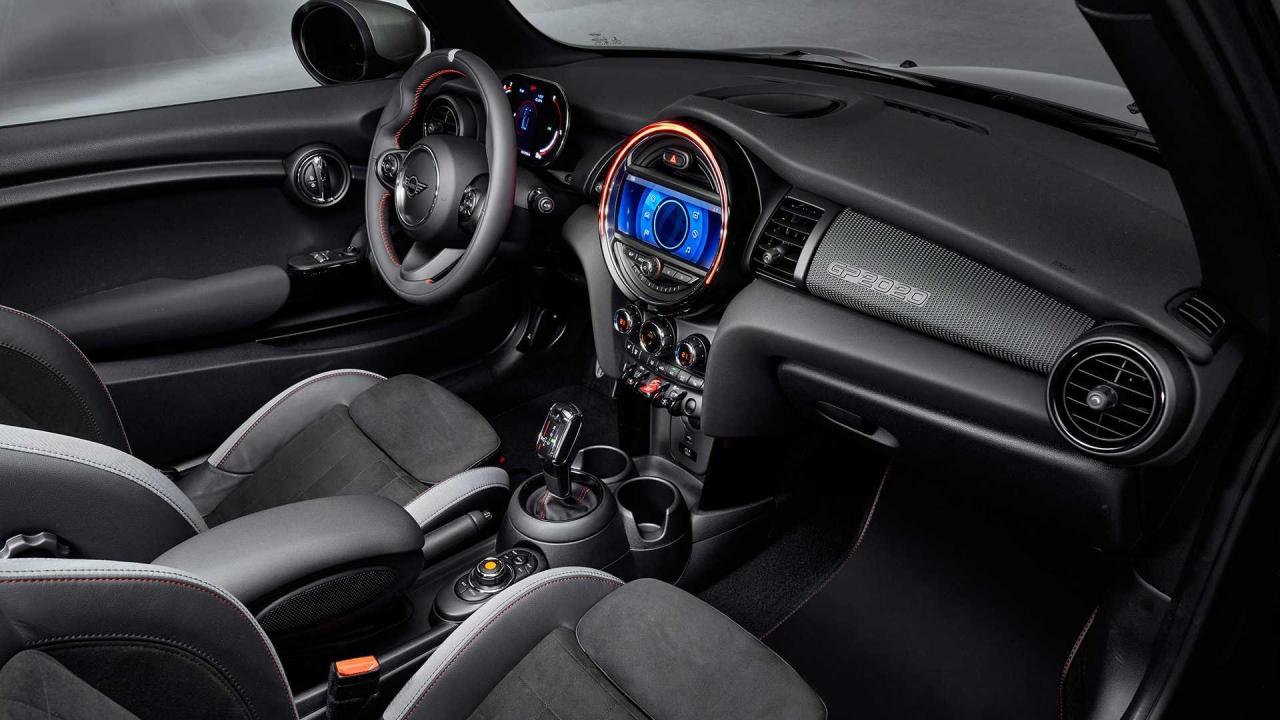 mini-john-cooper-works-gp-2020 (13).jpg