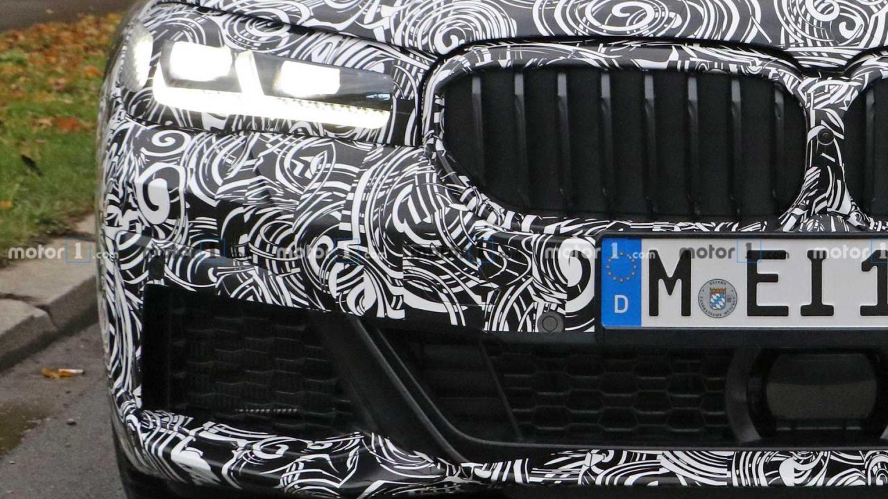 BMW Serie 5 Facelift M Sport Spy G30 (7).jpg