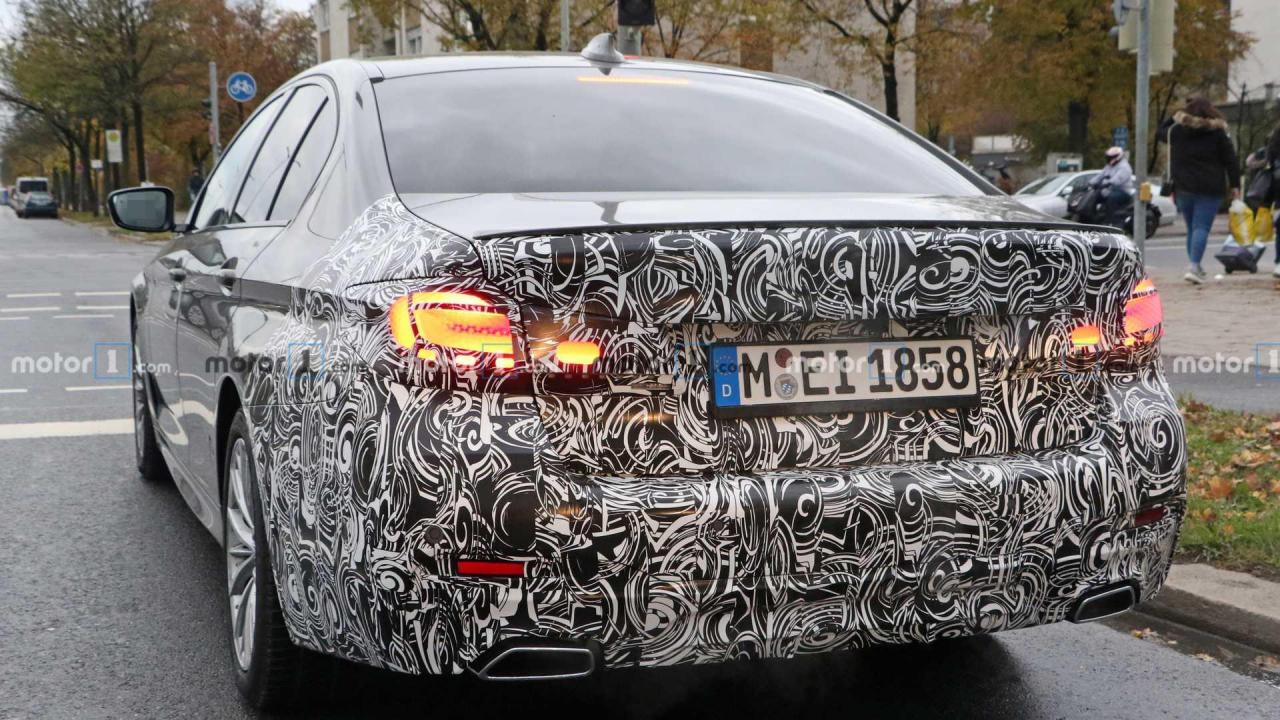 BMW Serie 5 Facelift M Sport Spy G30 (6).jpg