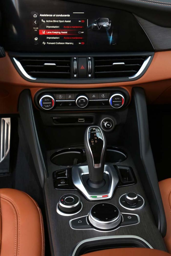 alfa-romeo-giulia_100723968_l.jpg