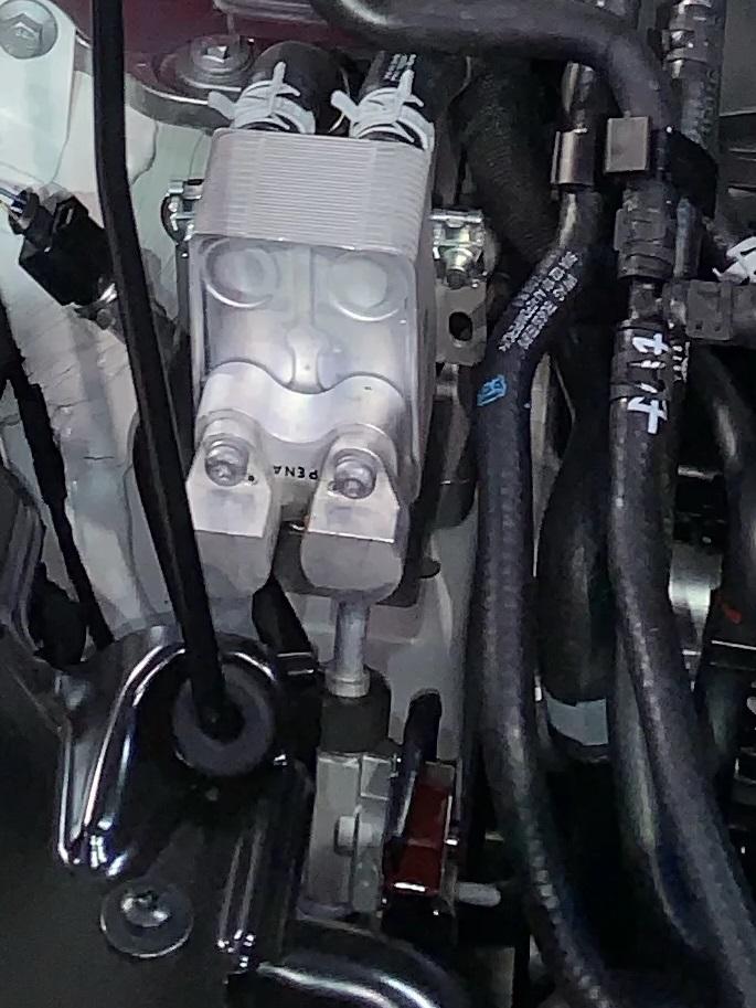 golf 8 condensatore clima.jpg