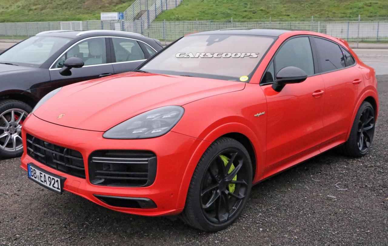 2020-porsche-cayenne-s-e-hybrid-rs-coupe-spy-shots-1.jpg