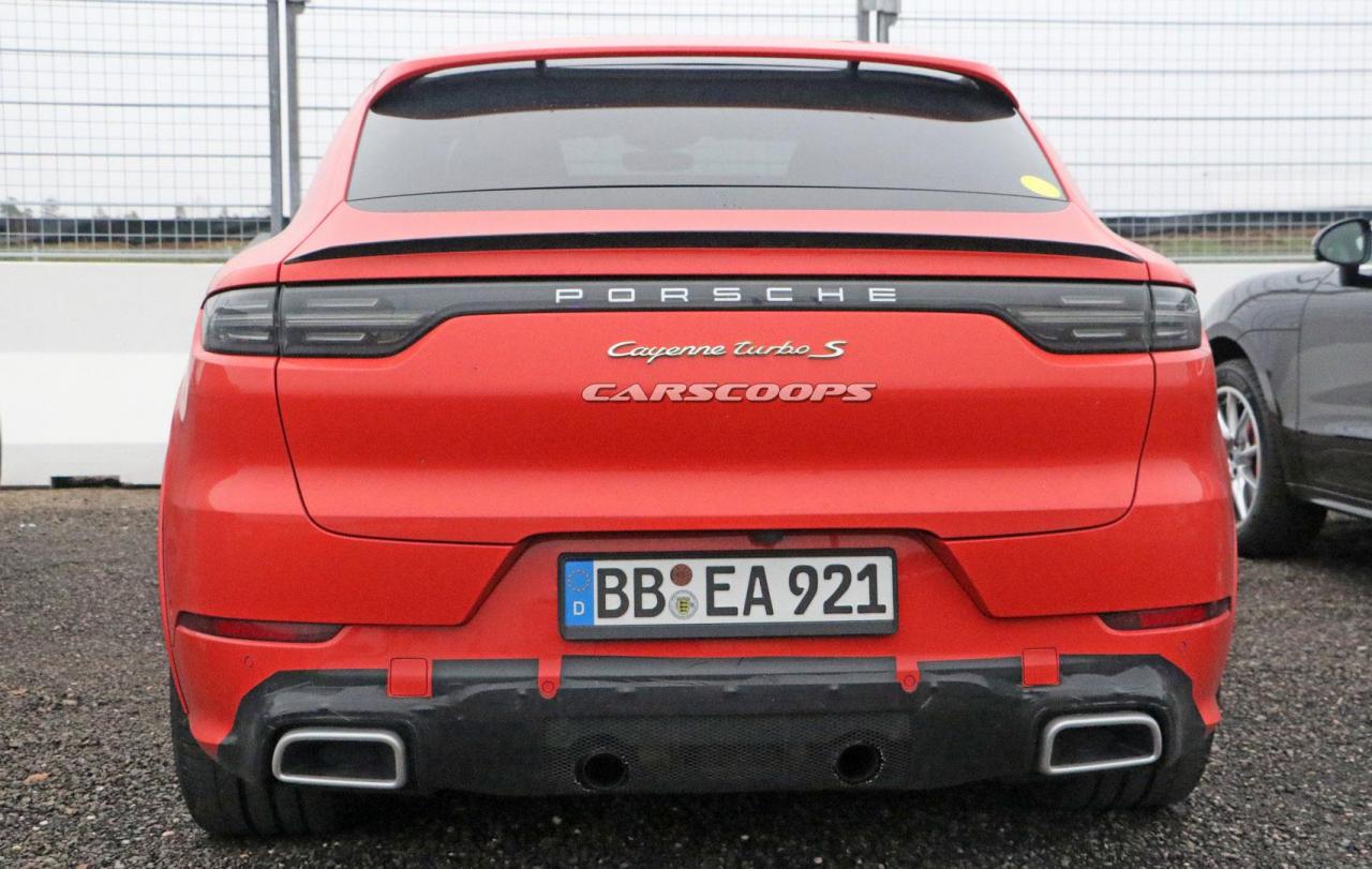 2020-porsche-cayenne-s-e-hybrid-rs-coupe-spy-shots-4.jpg