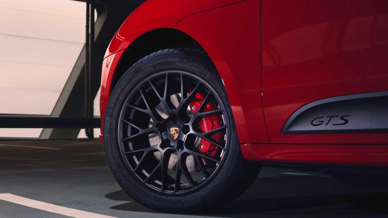 2020-porsche-macan-gts (3).jpg