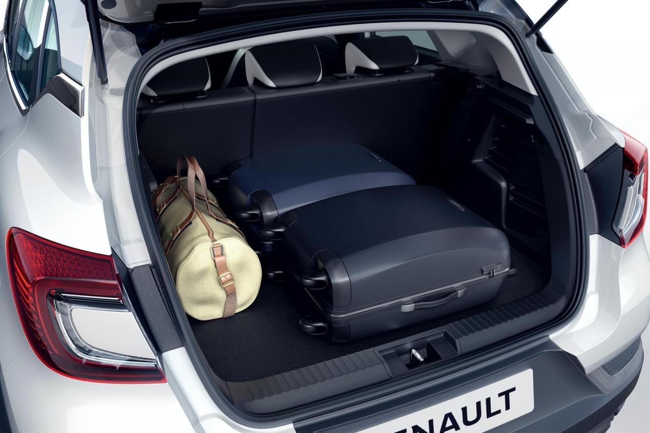 2020-Renault-Captur-E-Tech-plug-in-hybrid-3.jpg