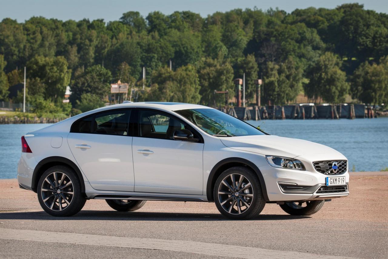 volvo_s60_cross_country_aussen.jpg