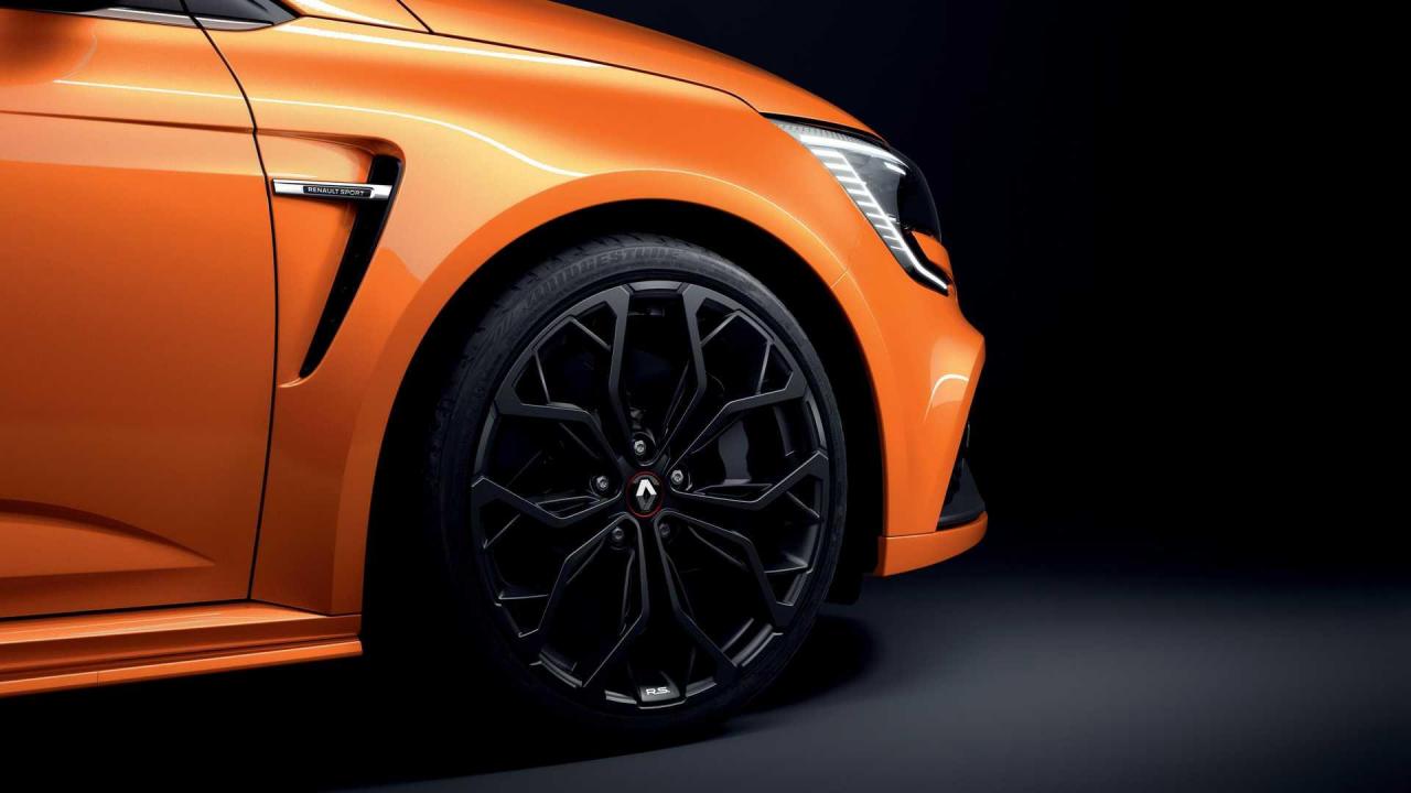 2020-renault-megane-rs-facelift.jpg