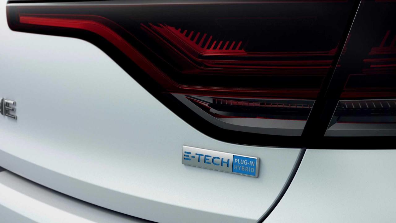 2020-renault-megane-e-tech-plug-in-hybrid (2).jpg