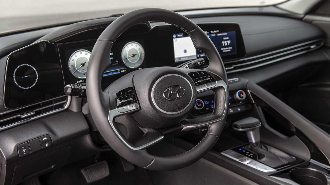 2021-hyundai-elantra (7).jpg