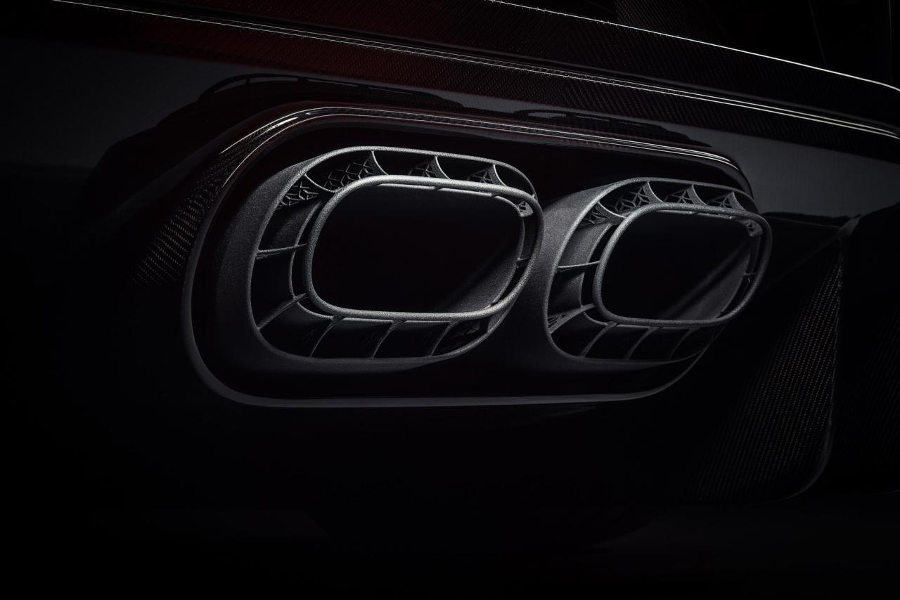 Bugatti-Chiron-Pur-Sport-10-1.jpg