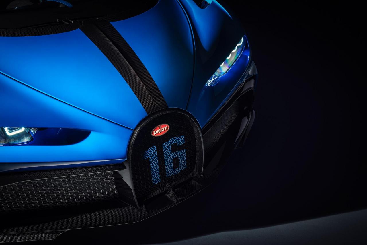 Bugatti-Chiron-Pur-Sport-13.jpg