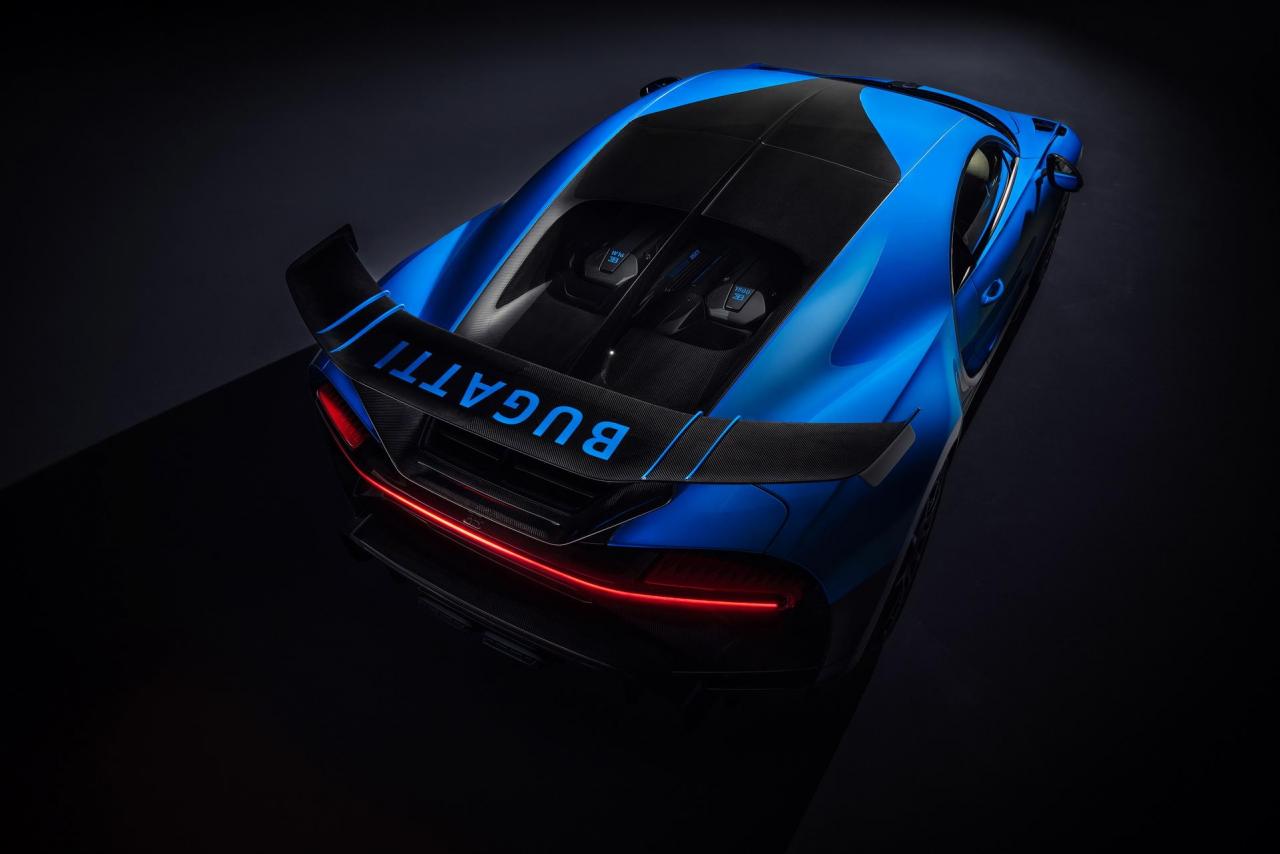 Bugatti-Chiron-Pur-Sport-5.jpg