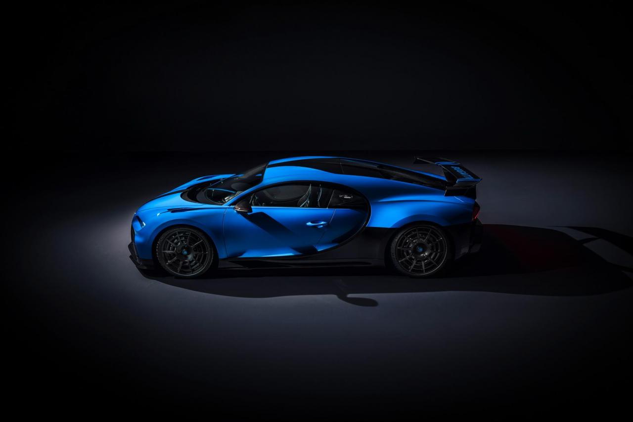 Bugatti-Chiron-Pur-Sport-8-1.jpg