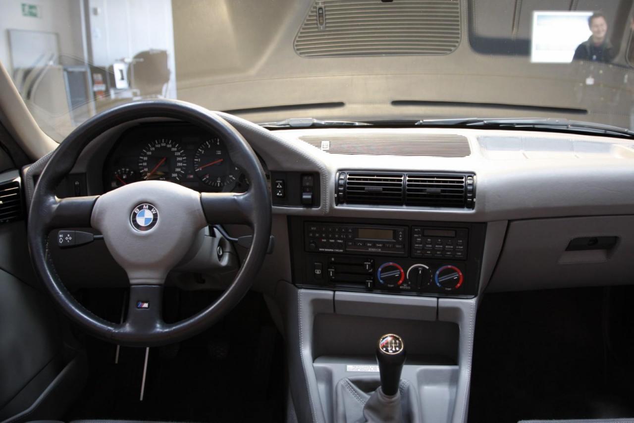 bmw-m5-e34-cabrio-07.jpg