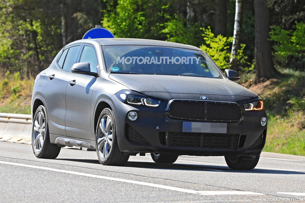2022-bmw-x2-facelift-spy-shots--photo-credits-baldauf-sb-medien_100745485_h.jpg