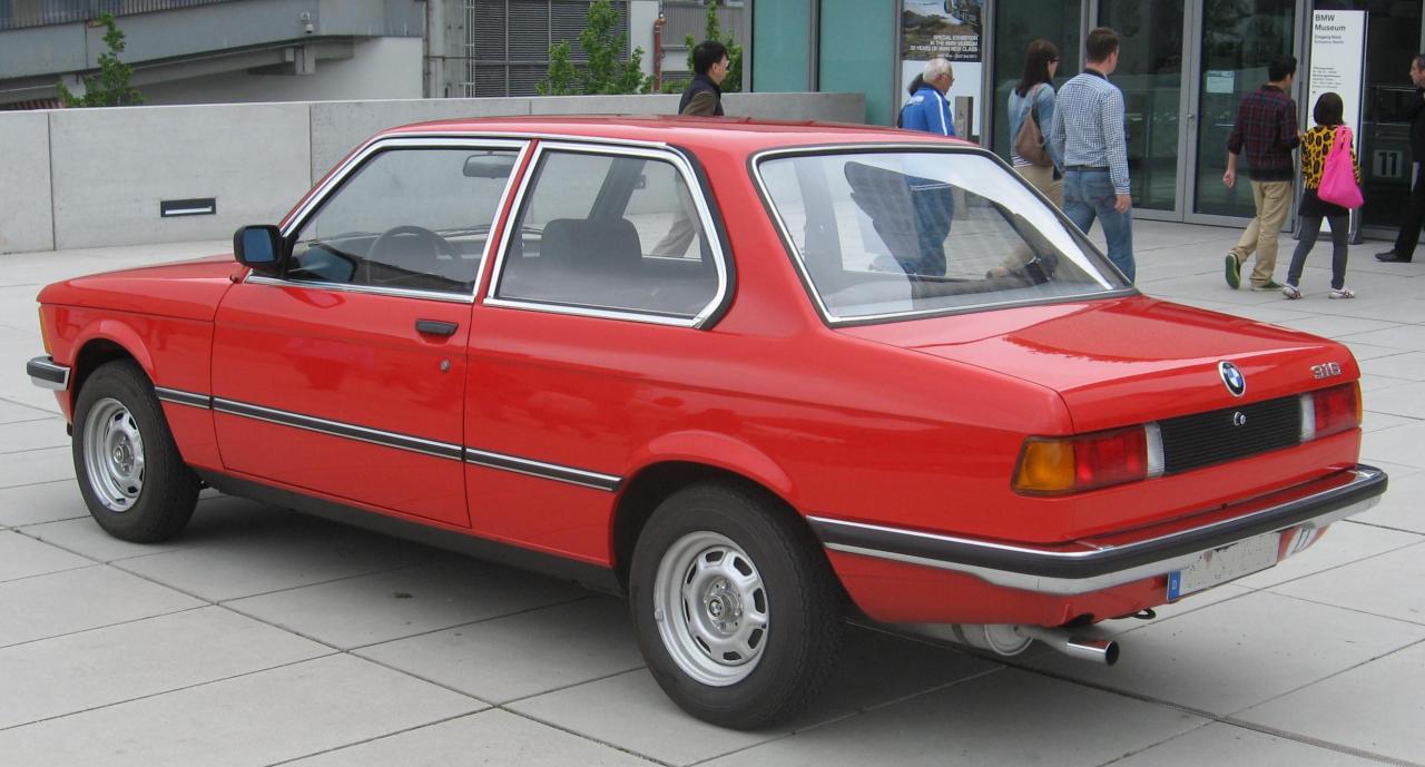 BMW_316.E21_Rear-view.thumb.JPG.c068503f415baad435e8903d5e200c2a.JPG