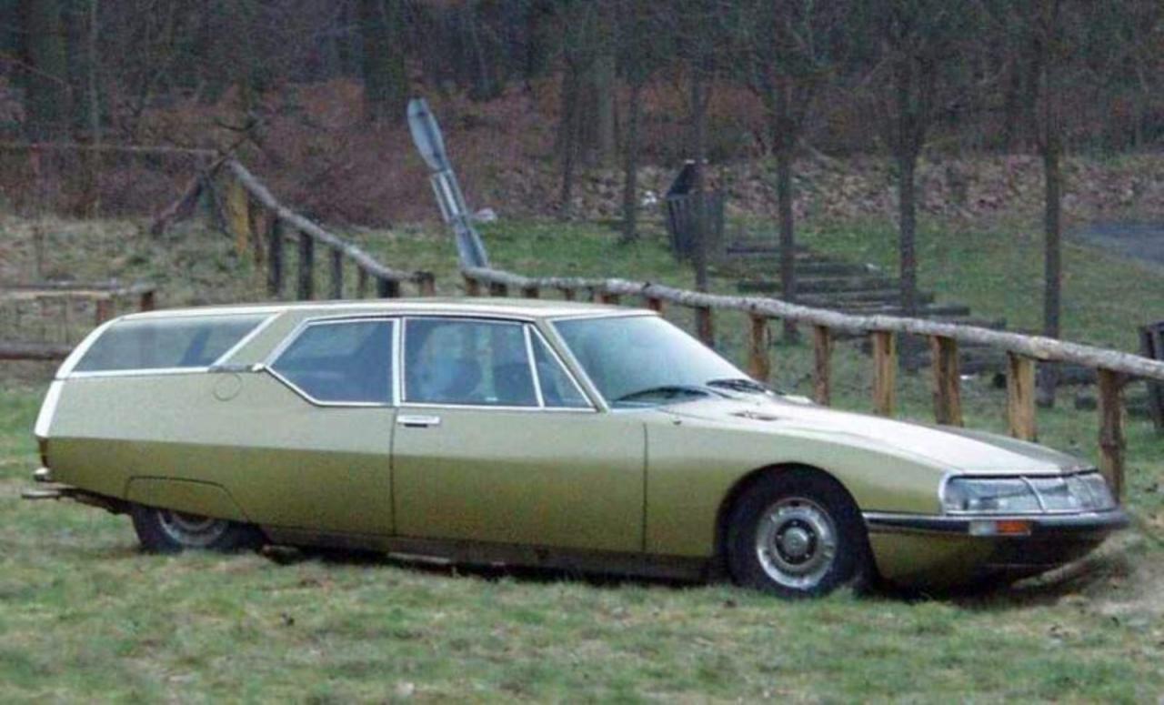 Citroen_SM_Break_de_Chasse_img1.jpg