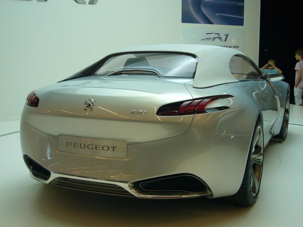 Peugeot_SR1_(rear_quarter).thumb.jpg.dc7e15af2f87358dcb5d925a914c4ffa.jpg