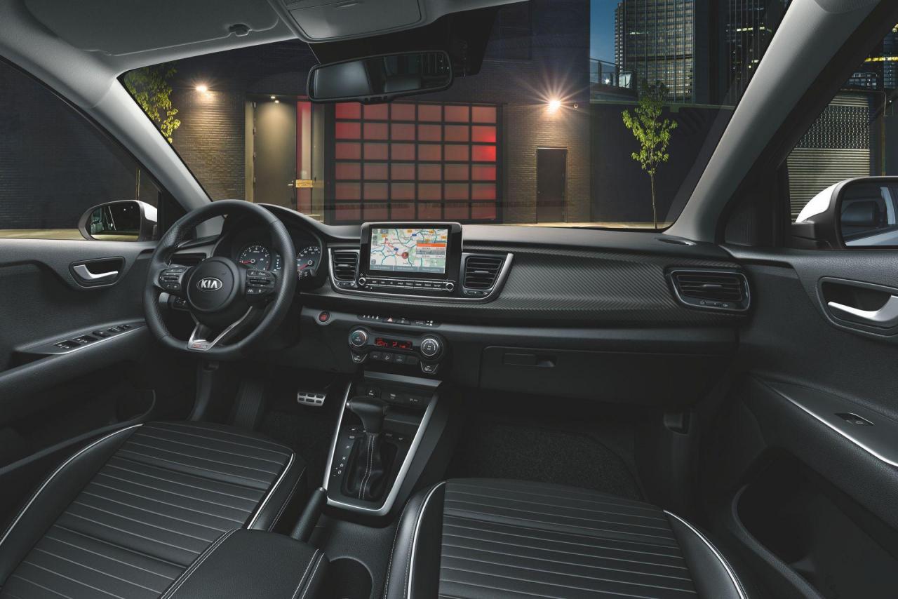 2021-Kia-Rio-8.jpg