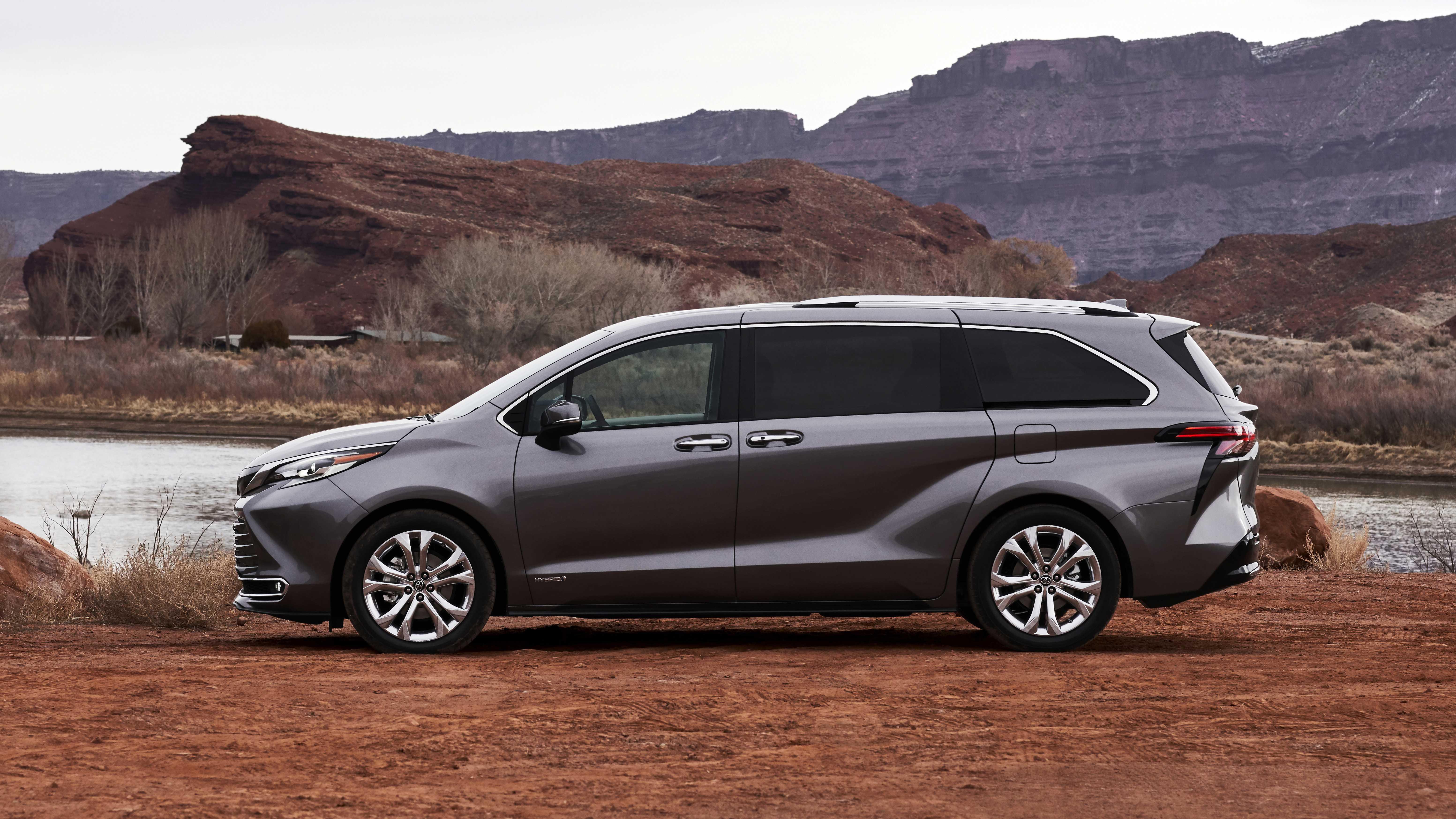 Toyota sienna габариты