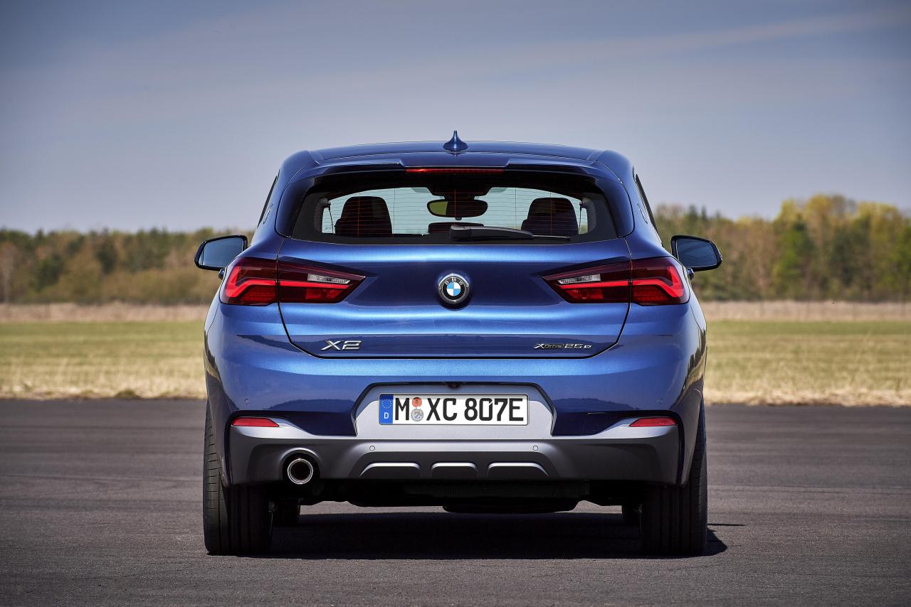P90389824_highRes_the-new-bmw-x2-xdriv.thumb.jpg.76868cba1915076dc84c38051fd528db.jpg