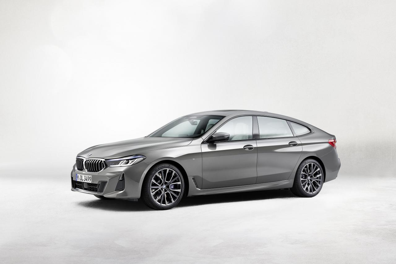 P90389866_highRes_the-new-bmw-640i-xdr.thumb.jpg.9d49ea7bfb9a32418f82e1d4b3c9197b.jpg