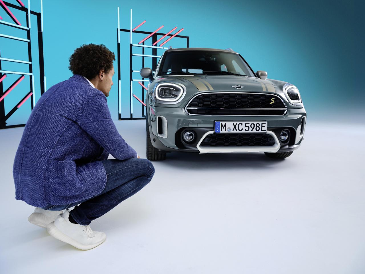 P90390317_highRes_mini-countryman-desi.thumb.jpg.317a6843bc6e9069623ad89732ef8f53.jpg