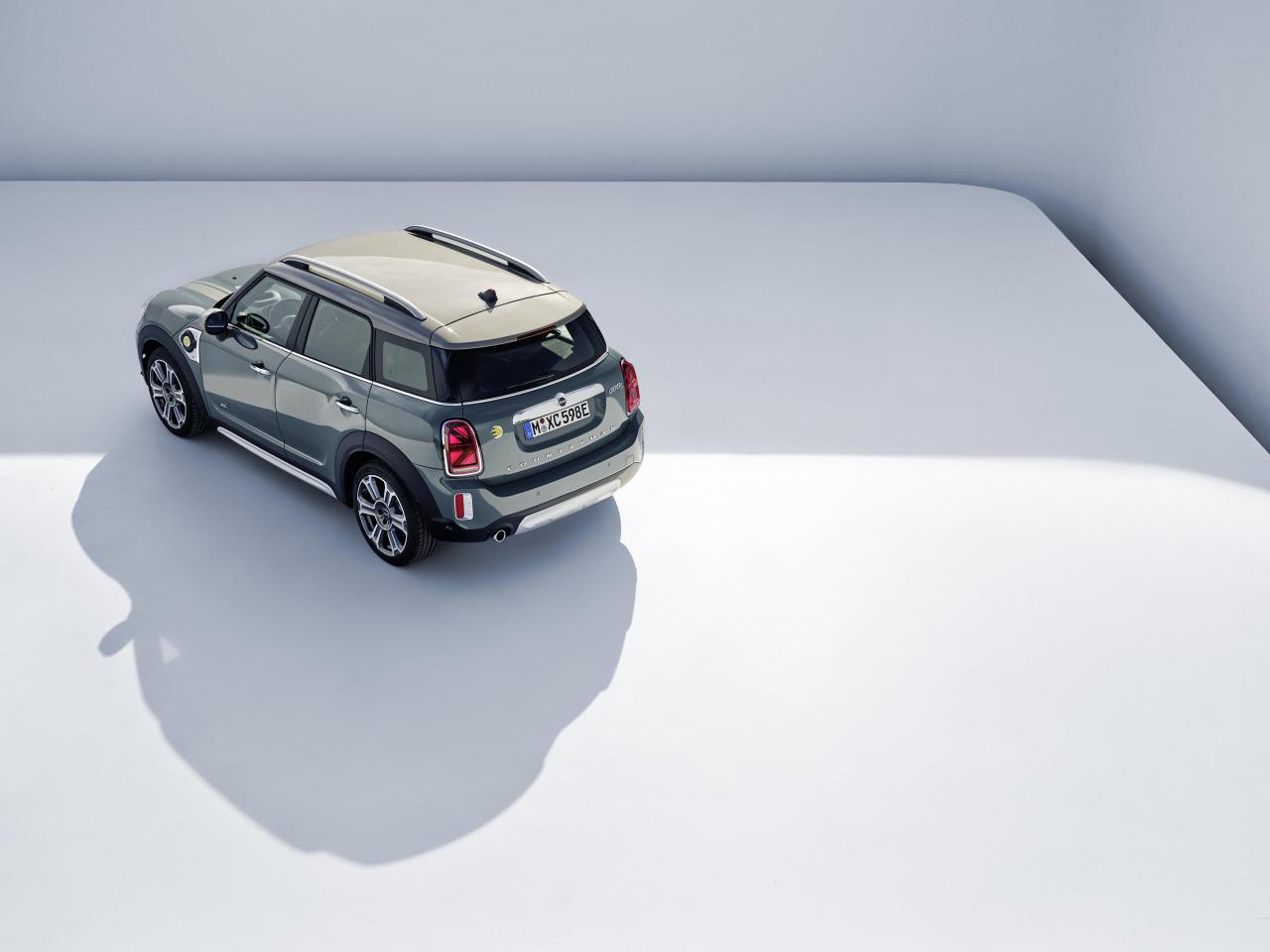 P90390354_highRes_mini-countryman-neut.thumb.jpg.9a137c1b648f720e2693505f2f09a0f0.jpg