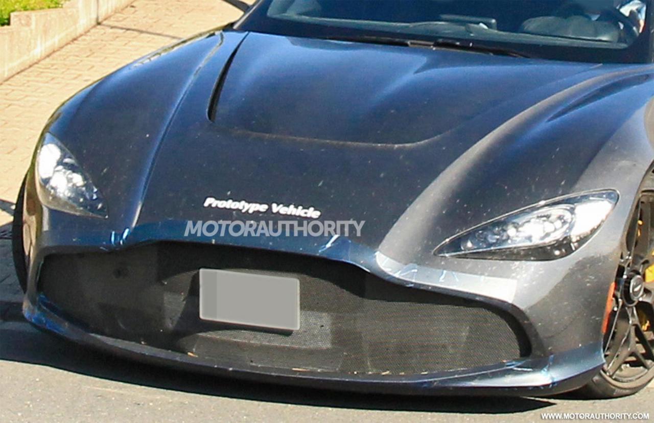 aston-martin-dbs-gt-zagato-spy-shots--photo-credits-baldauf-sb-medien_100746671_h.jpg