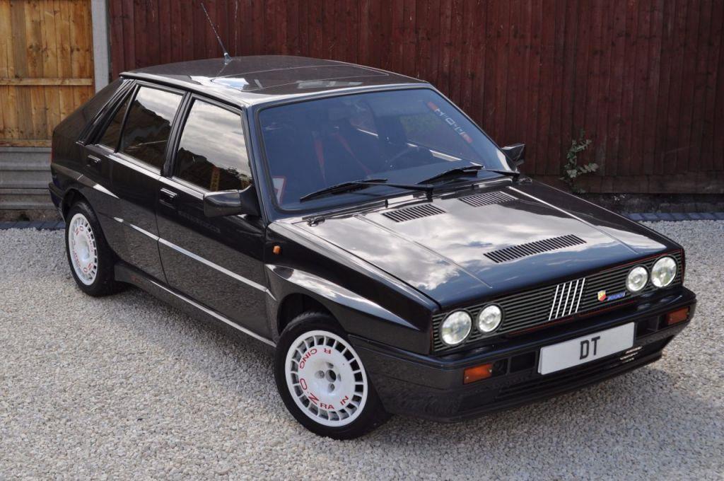 lancia-delta-2-0-hf-integrale-8v-4wd-lhd-5d-210-bhp-170485799-7.jpg.ea5a0e75bde77072fcd779f793a75fe3.jpg
