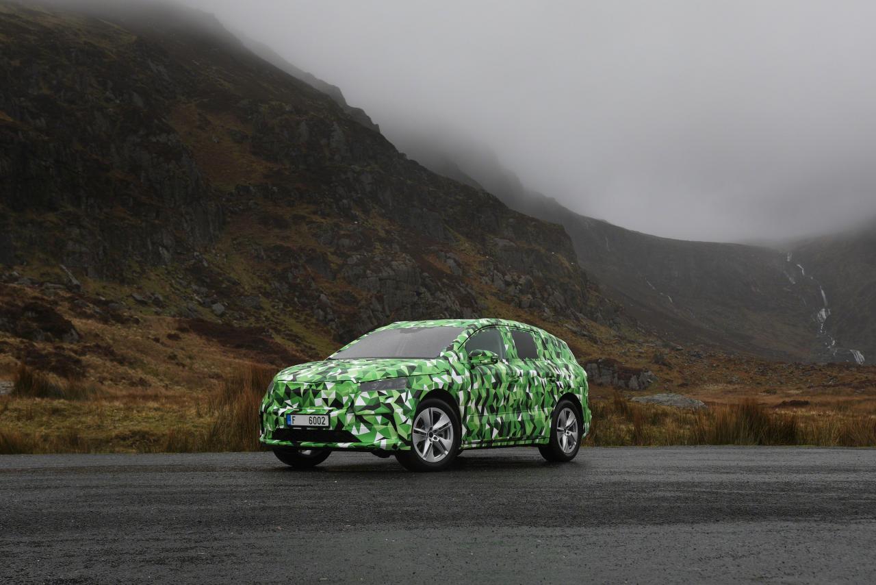 skoda-enyaq-covered-drive-12.thumb.jpg.b3d3904ff6d1cd640c0046e64710070a.jpg