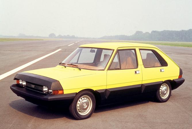 fiat_e_s_v_2000_img_37340.jpg.8e6b28c27c570f0ac725155247b90f76.jpg