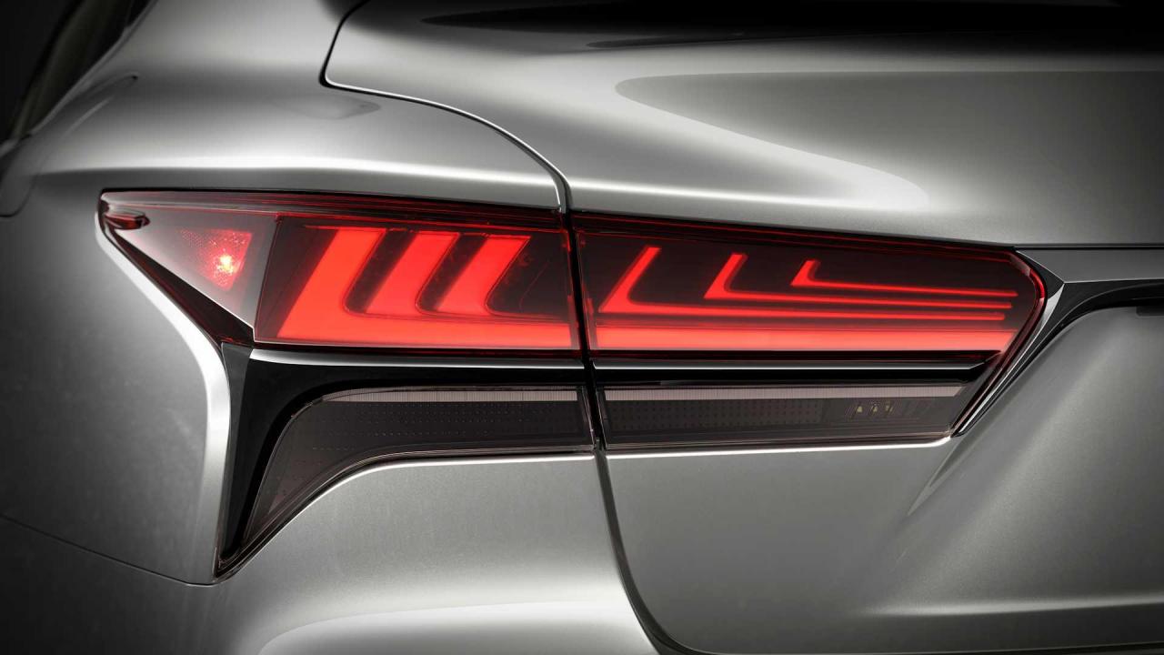 2021-lexus-ls-facelift (11).jpg