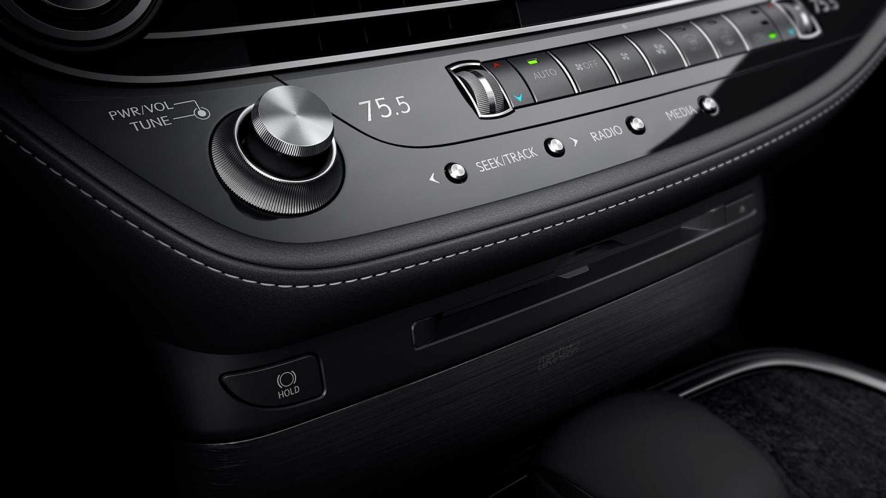 2021-lexus-ls-facelift (22).jpg