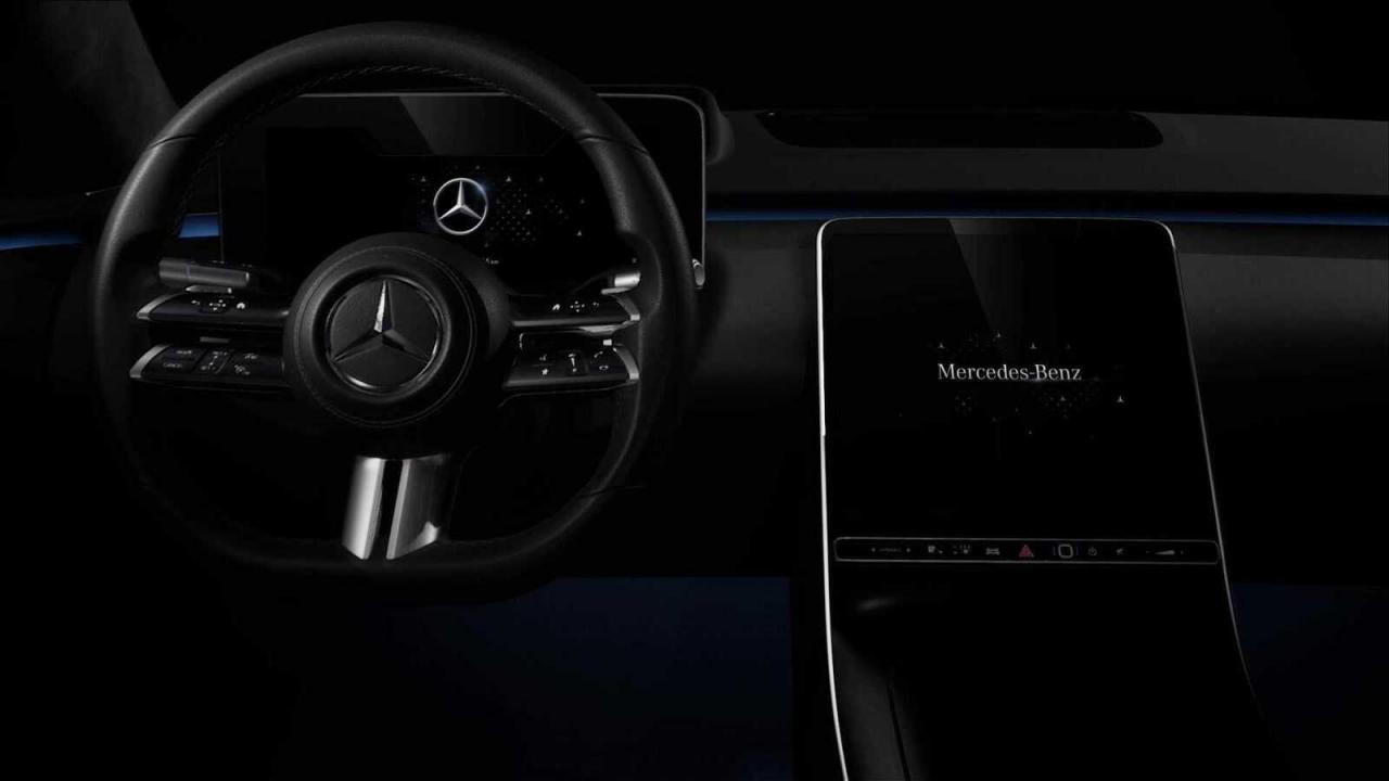 2021-mercedes-s-class-with-mbux (3).jpg