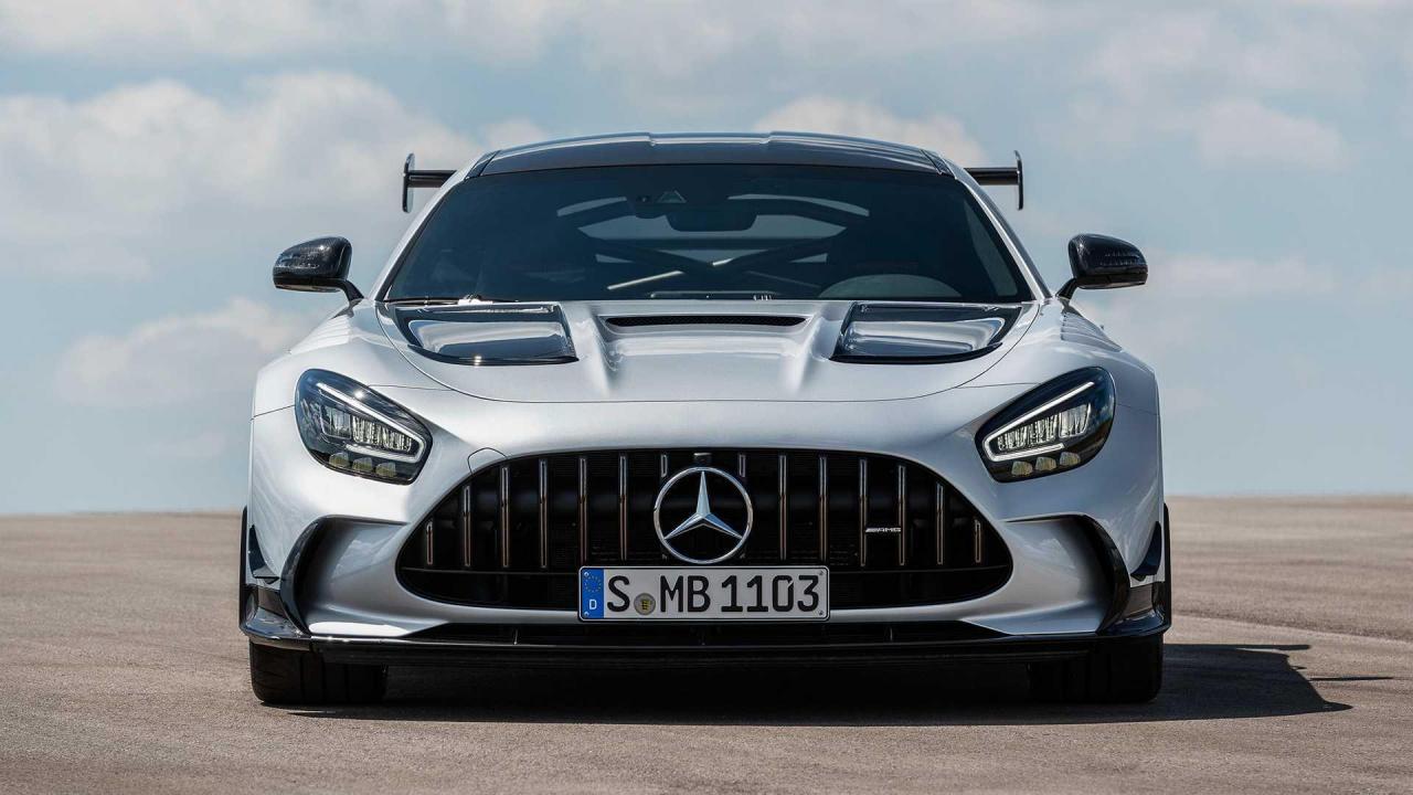 mercedes-amg-gt-black-series-2020 (6).jpg