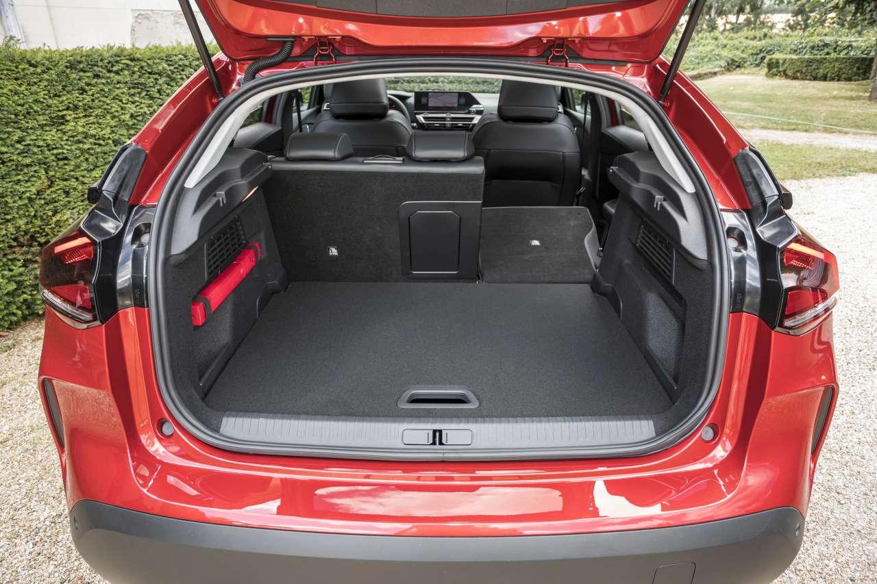 citroen-c4-2020-23.jpg.155ba35502663f2fc3b9f419625cf45d.jpg