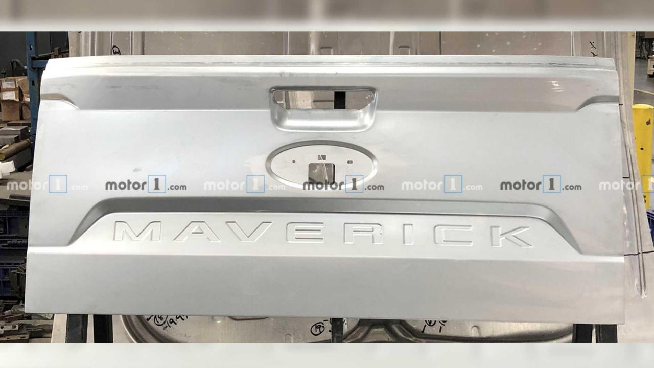 ford-maverick-leaked-tailgate-photo.thumb.jpg.349cbb2ab6f29cc393d35b2e5942a884.jpg