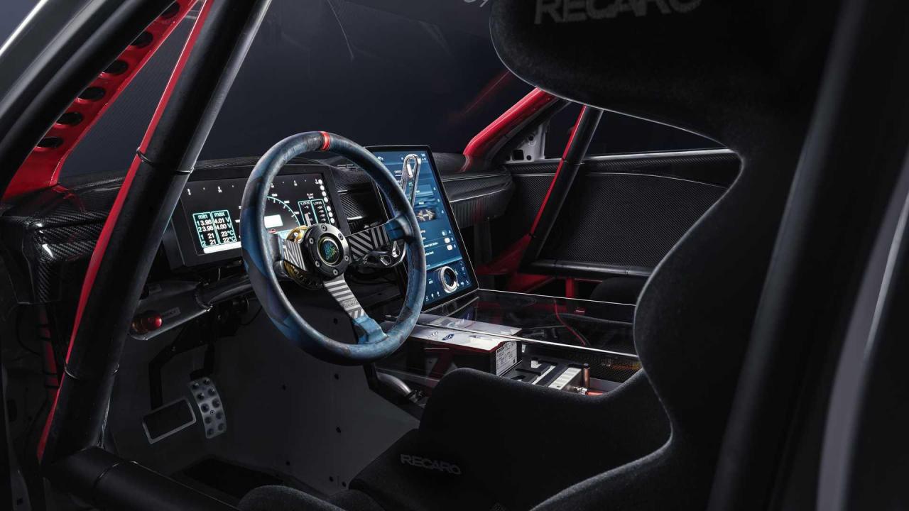 ford-mustang-mach-e-1400-drive-interior.jpg