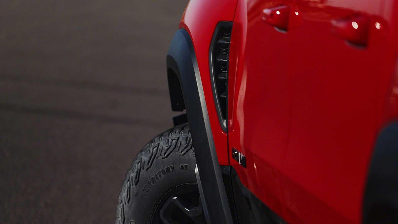 2021-ram-1500-trx (21).jpg