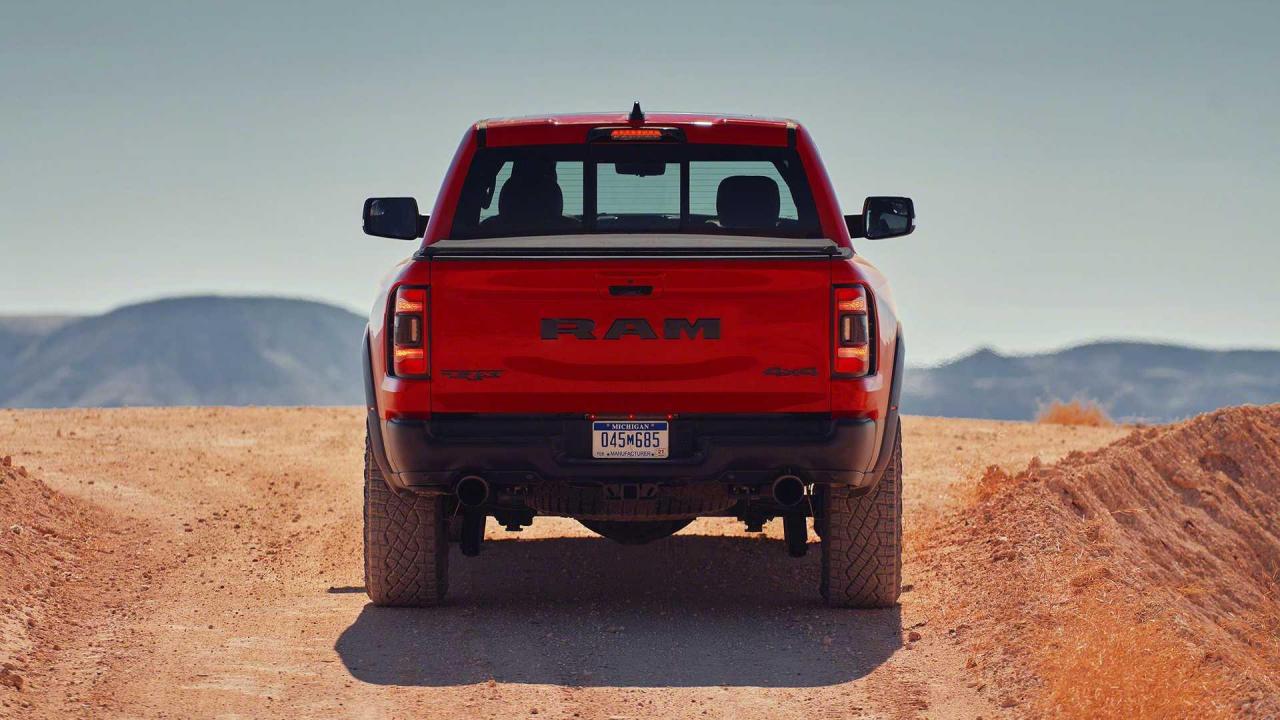 2021-ram-1500-trx (4).jpg