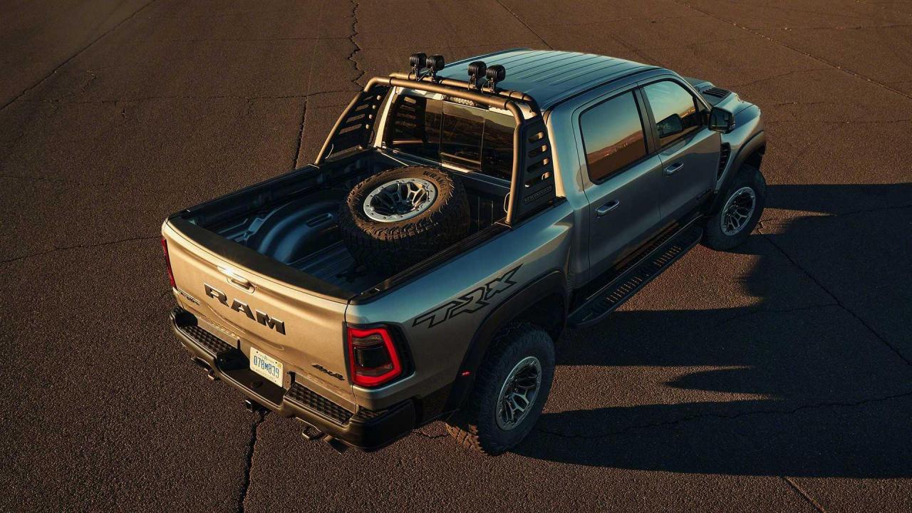 2021-ram-1500-trx (9).jpg
