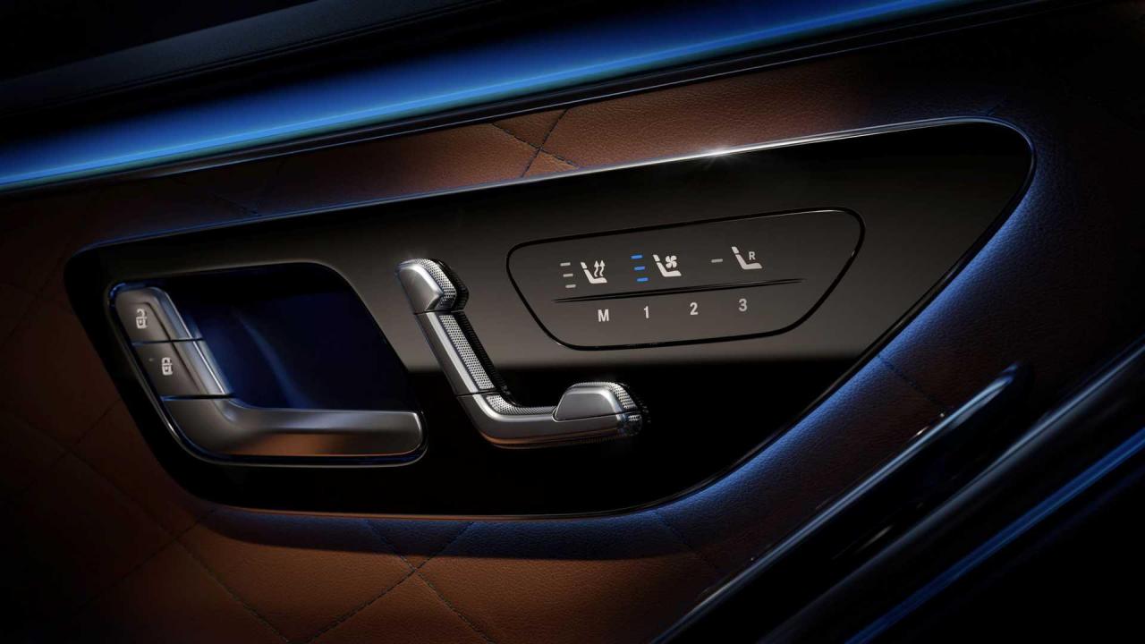 2021-mercedes-benz-s-class-ambient-lighting (4).jpg