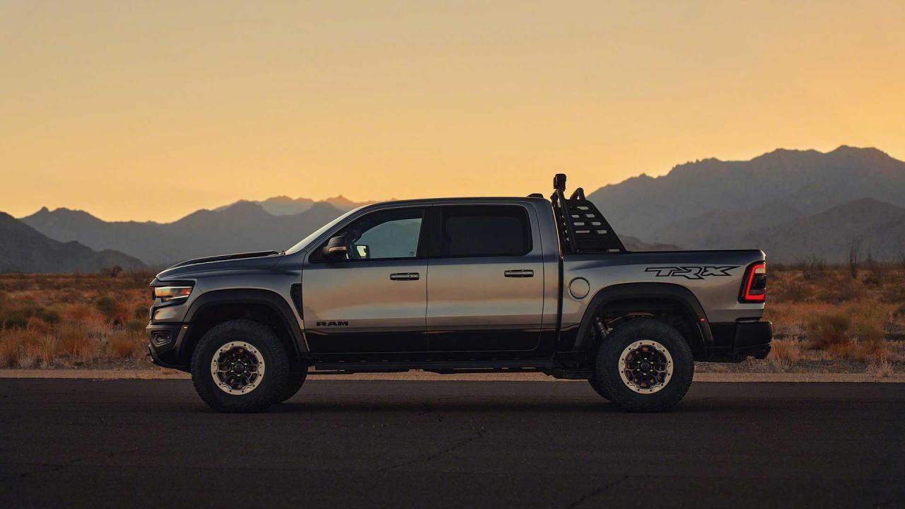 2021-ram-1500-trx (37).jpg