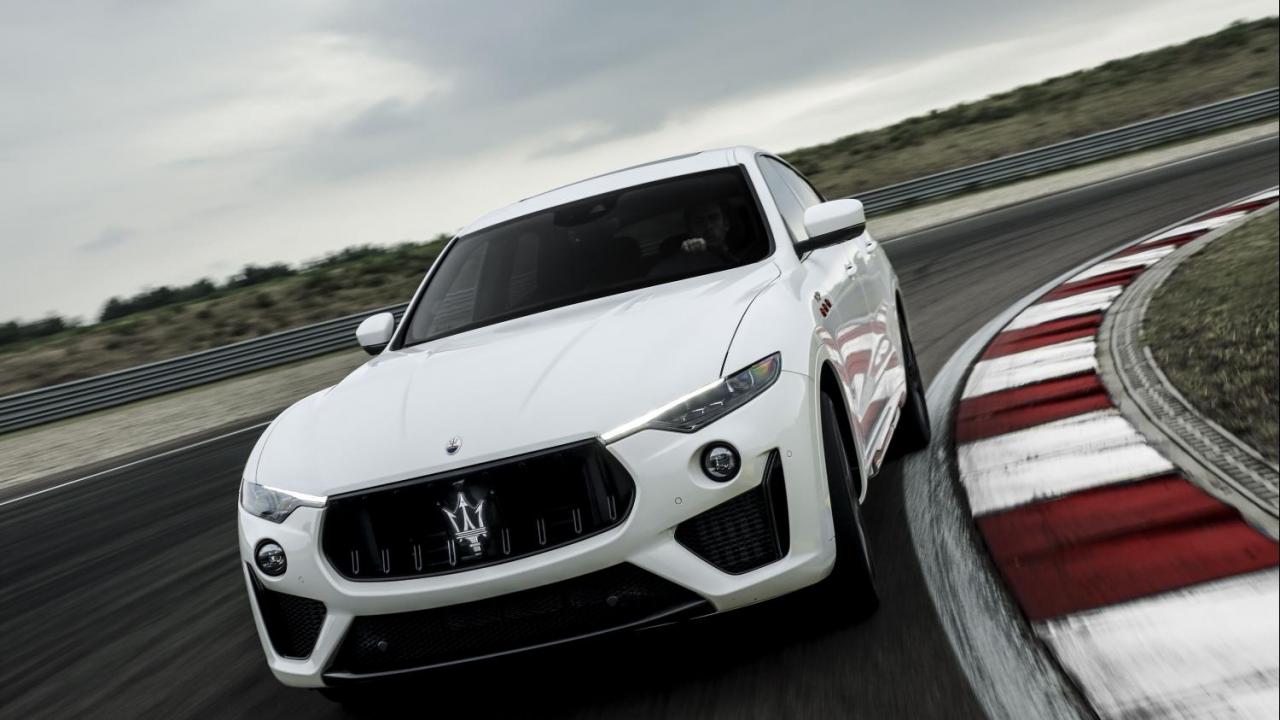 Small-16749-MaseratiLevanteTrofeo.jpg
