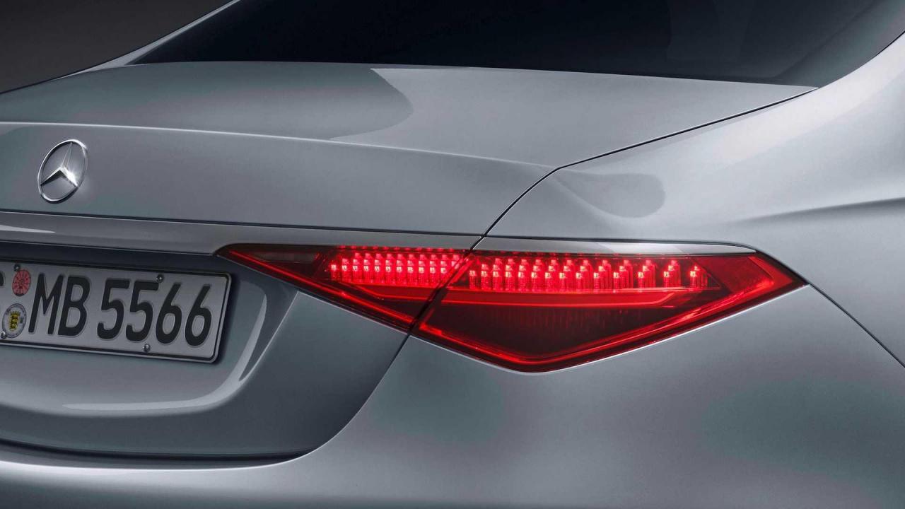 1999930985_2021-mercedes-benz-s-class-exterior(3).thumb.jpg.d7bf2845bc8b05393ce52eddc32a0e84.jpg
