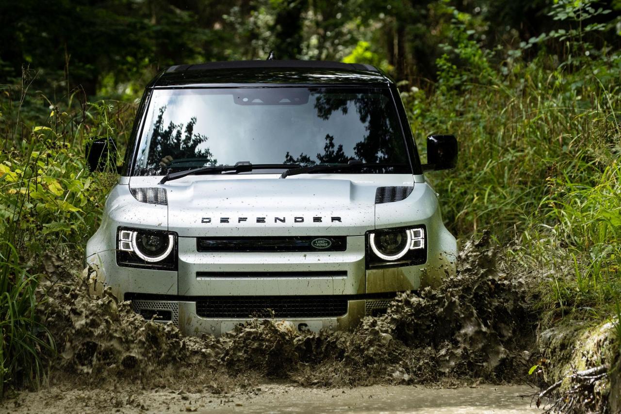 2021-Land-Rover-Defender-29.jpg