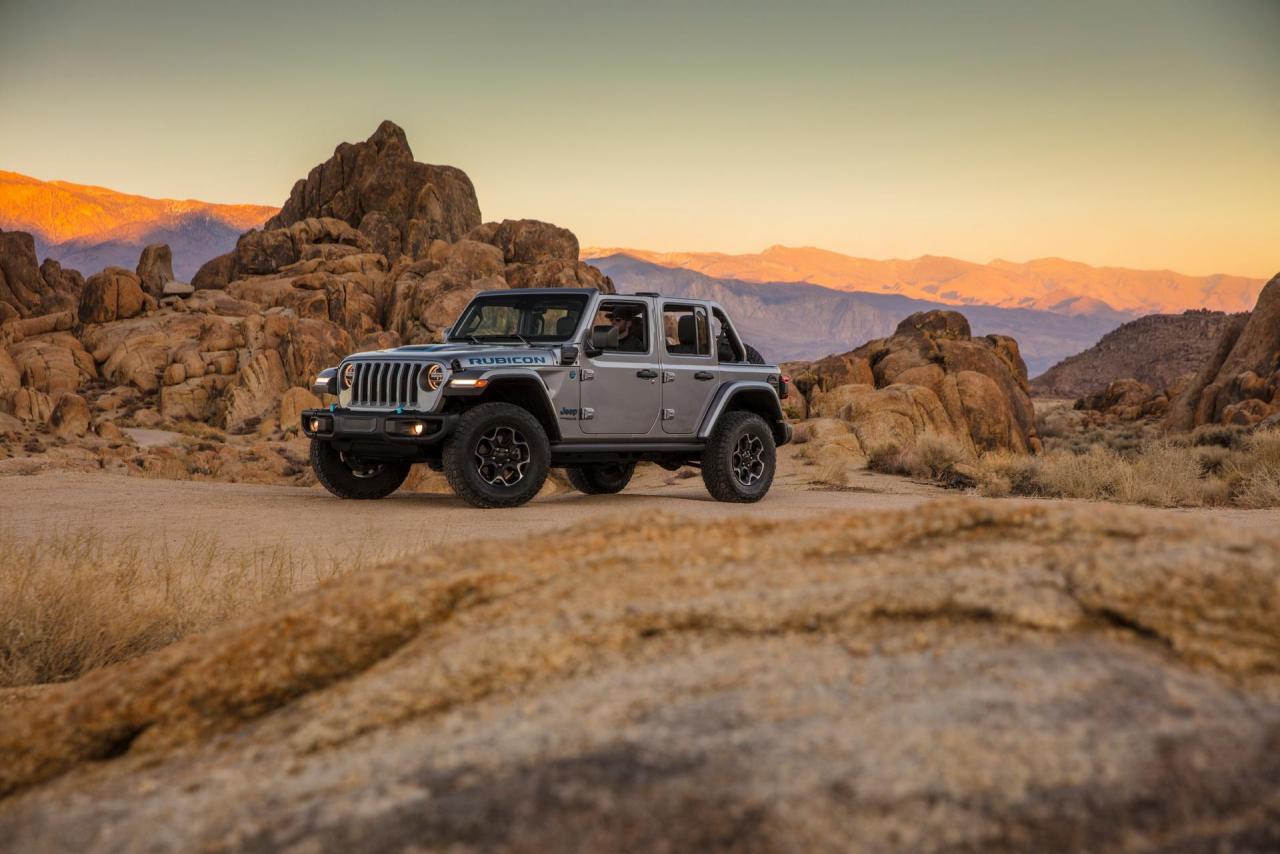 2021-jeep-wrangler-4xe-phev-3.jpg