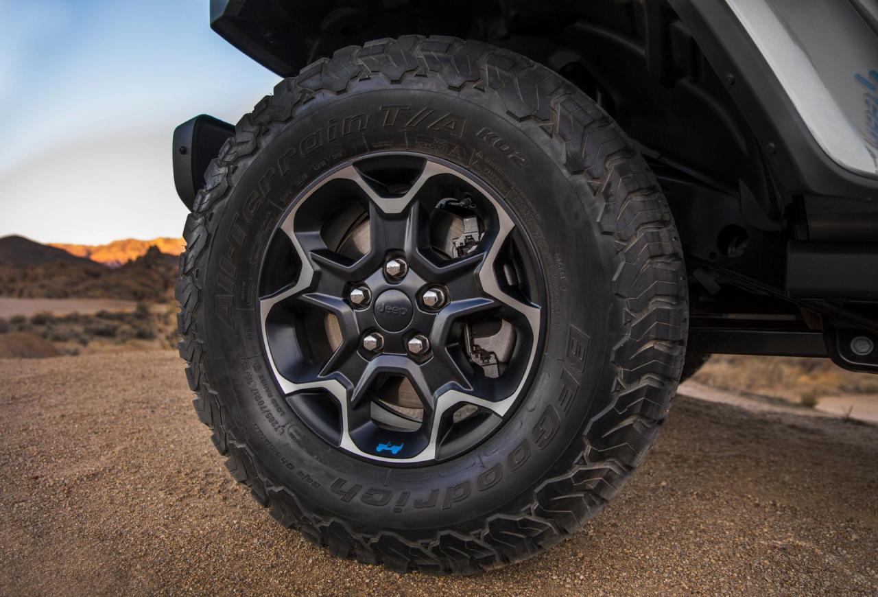 2021-jeep-wrangler-4xe-phev-33.jpg